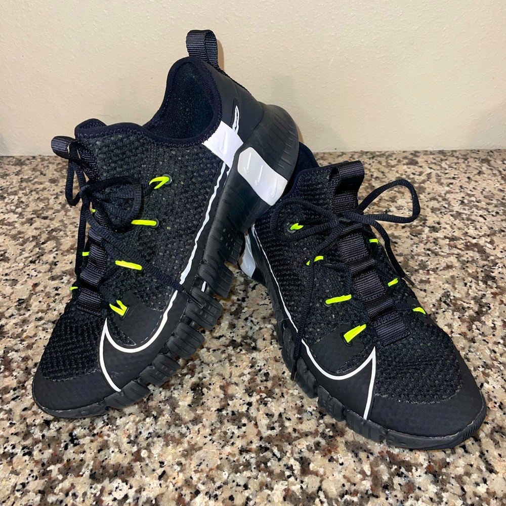 Nike Free Metcon 3 Black Volt Mens Sz 11.5